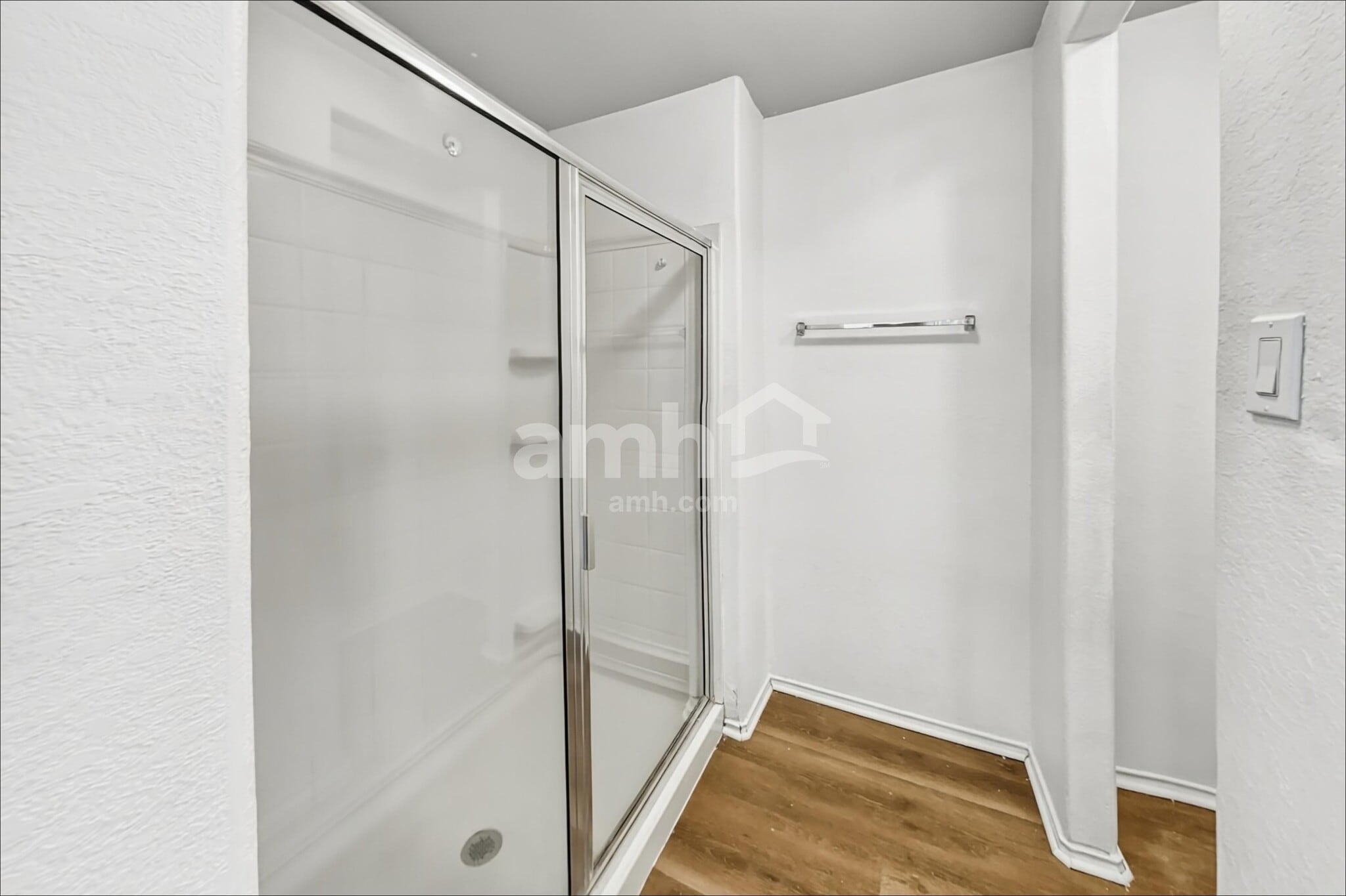 Building Photo - 7211 Alava Dr