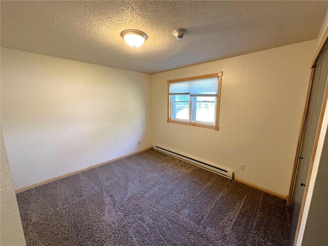 Building Photo - 308 Willow St