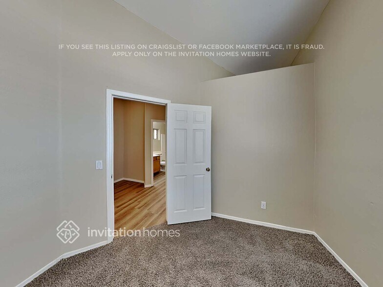 Building Photo - 16090 W Maricopa St