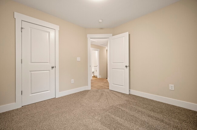 Building Photo - 143 Luckado St