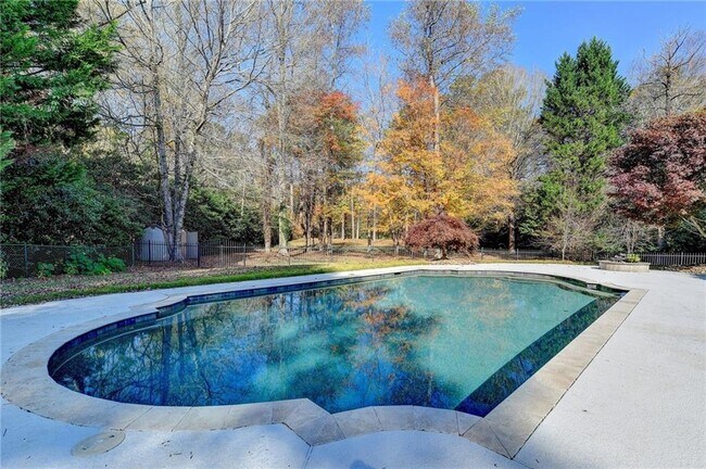 Building Photo - 3871 River Mansion Dr NW
