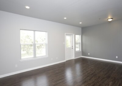 Building Photo - 616 City Ctr Wy