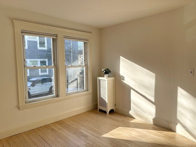 Building Photo - 86 Fairmont St