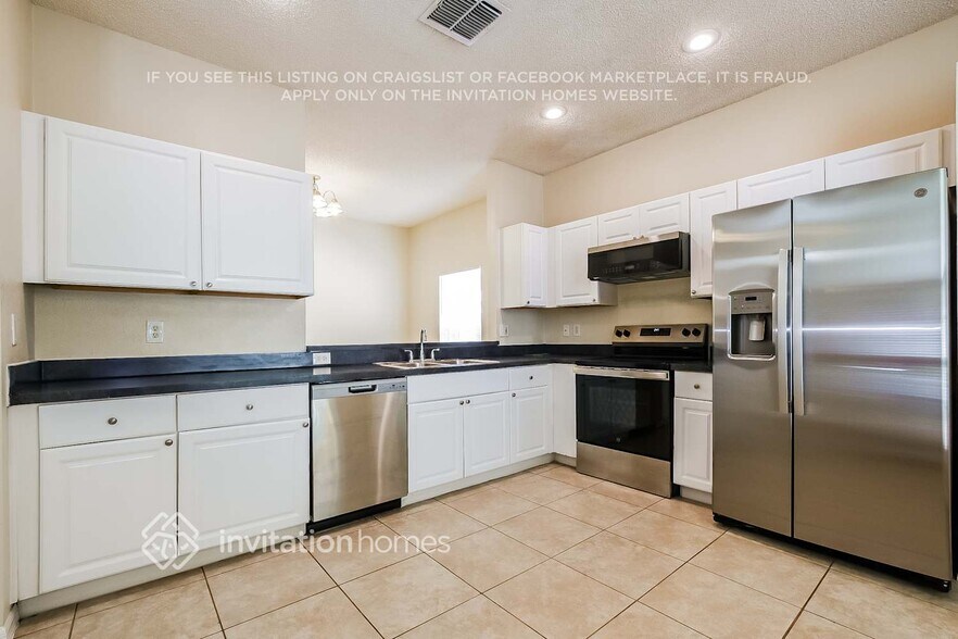 Building Photo - 4301 Waterside Pointe Cir