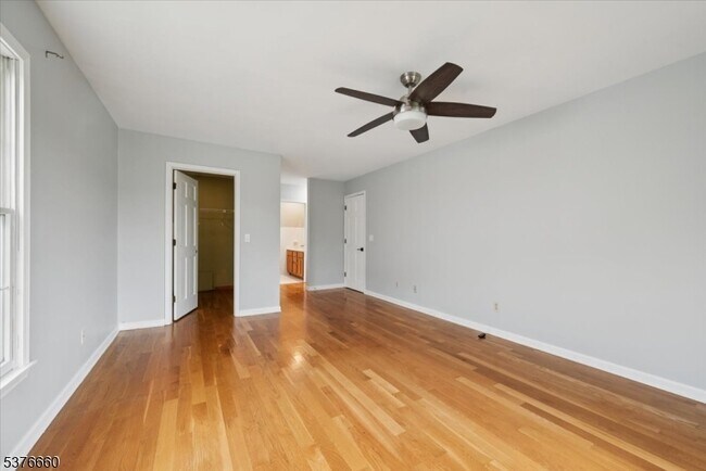 Building Photo - 119 Braidburn Rd