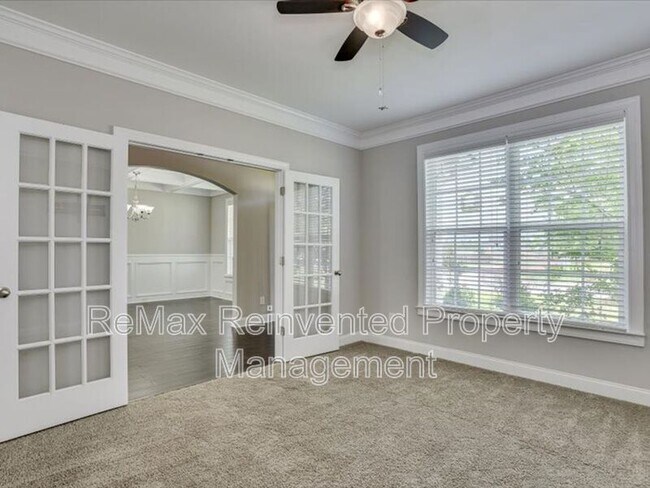 Building Photo - 314 Bella Rose Dr