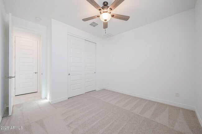 Building Photo - 25110 N 170th Ln