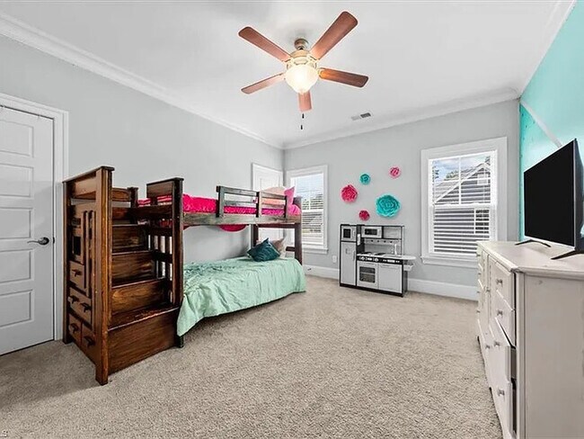 Building Photo - Lease OR Lease to Own