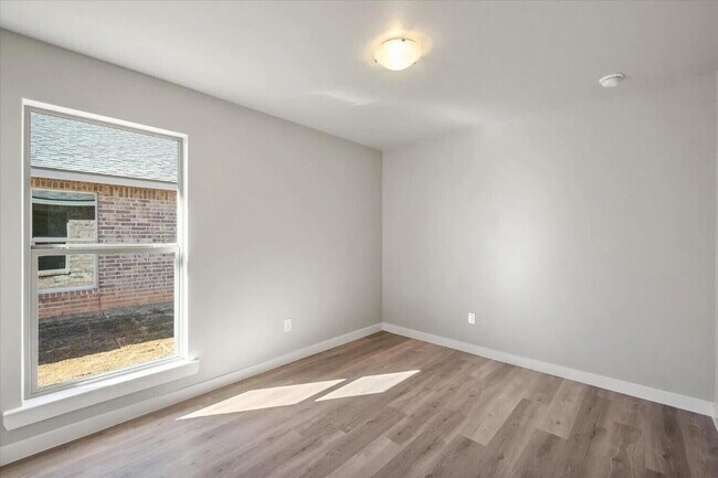 Building Photo - 6929 10th St