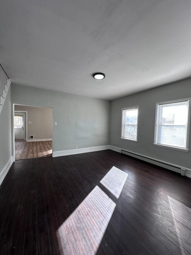 Building Photo - 56 Kent Ln