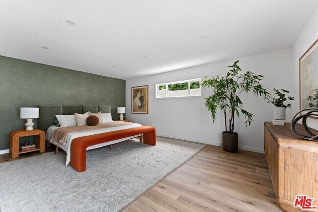 Building Photo - 5192 Orange Pl