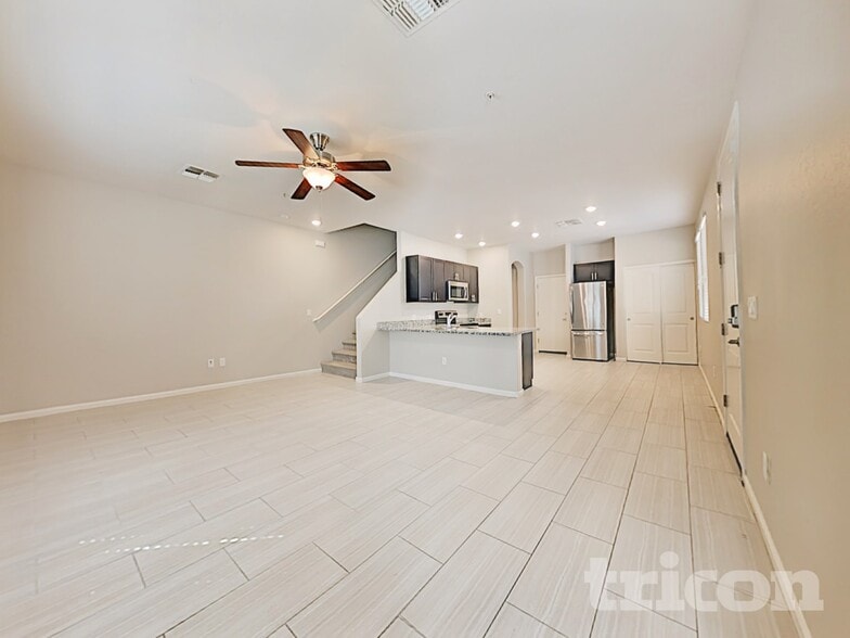 Building Photo - 29149 N 125th Dr