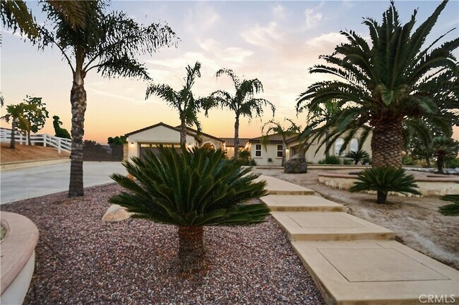 Building Photo - 16935 Eagle Peak Rd