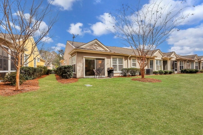 Building Photo - "213 Landing Lane - Charming 2-Bed, 2-Bath...