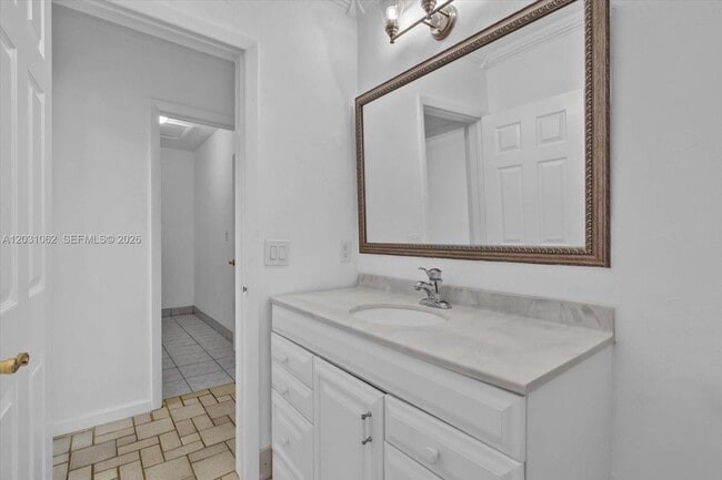Building Photo - 2850 Natoma St