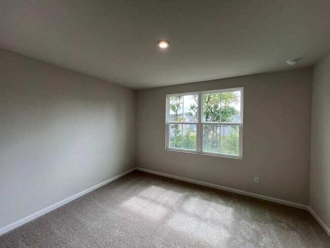 Building Photo - 7102 Capstan Ter