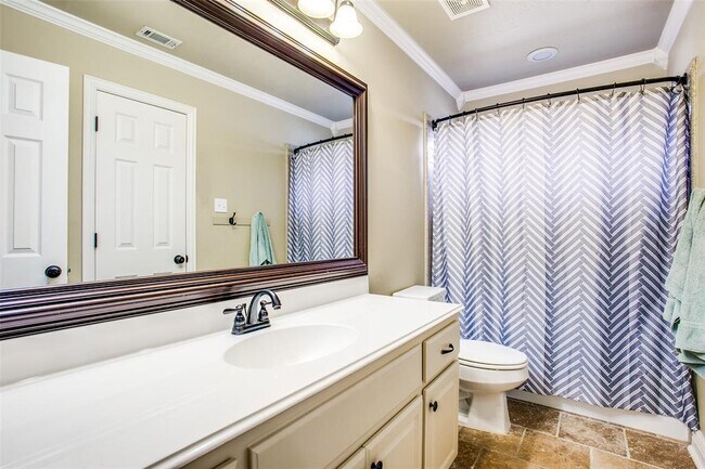 Building Photo - 1203 Limestone Creek Dr