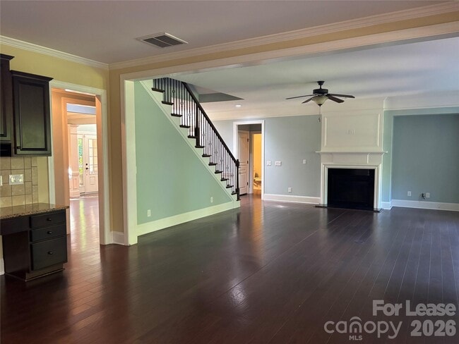 Building Photo - 8811 Tamarron Dr