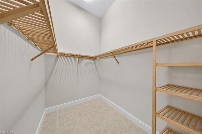Building Photo - 7890 Allende Ln