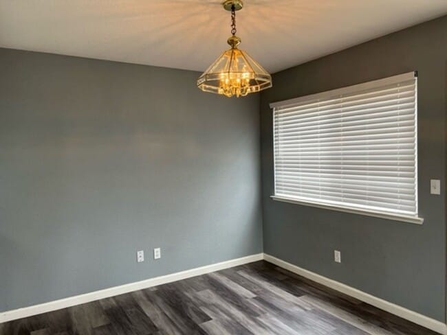 Building Photo - Gated Community in Elk Grove