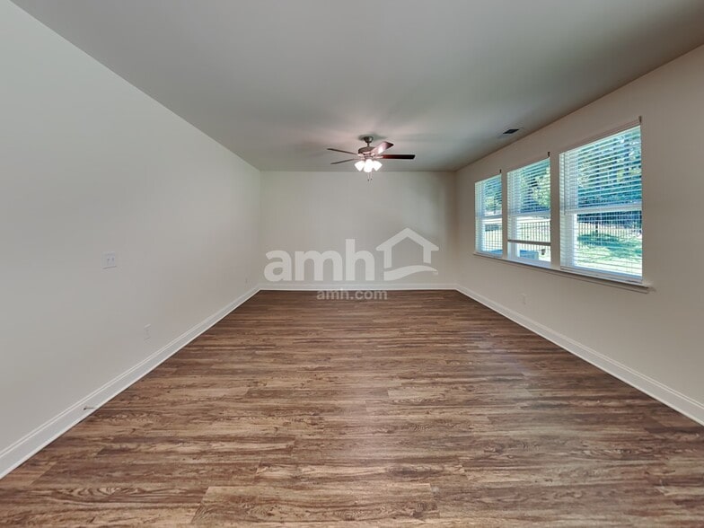 Building Photo - 1210 Ashlyn Ct
