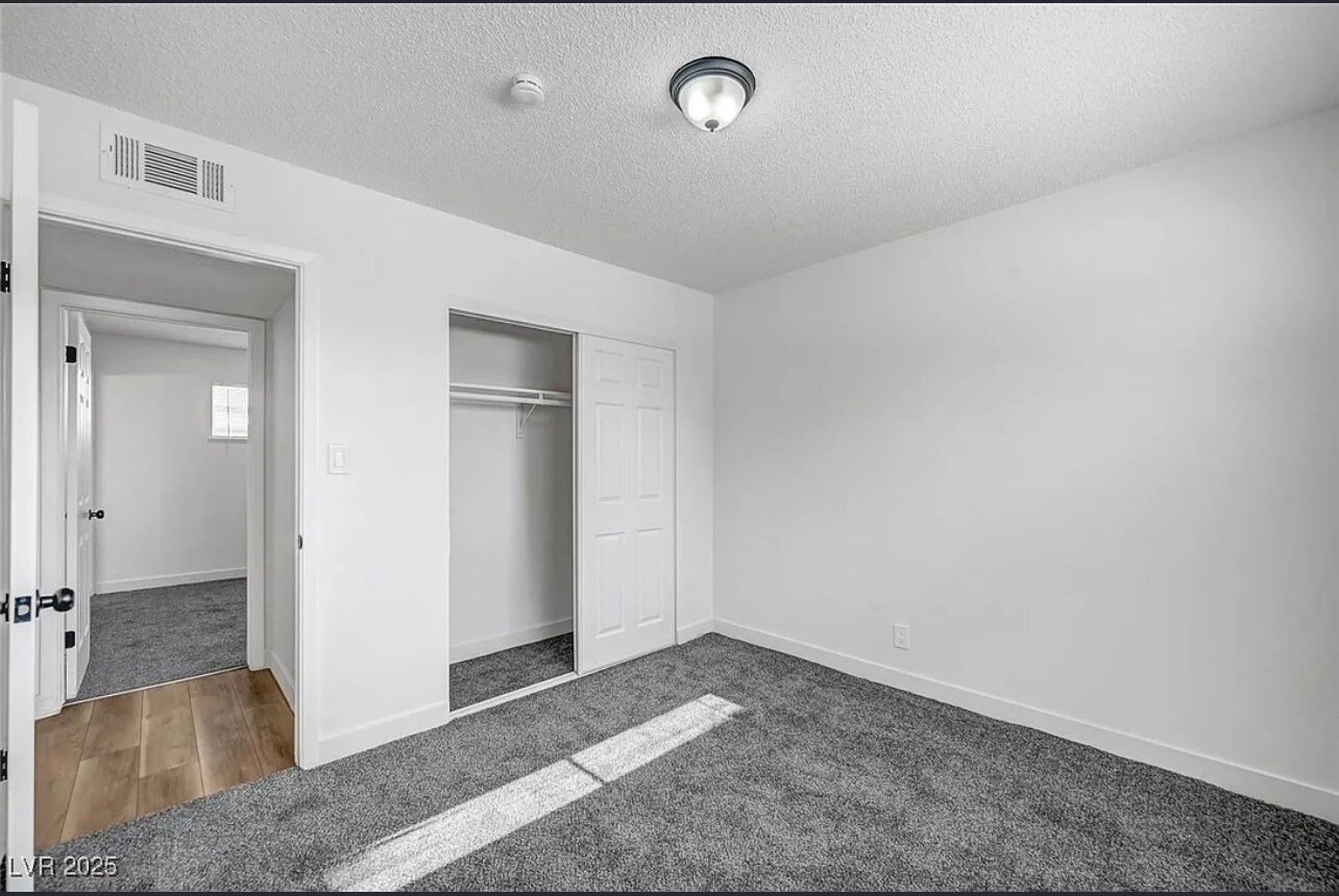 Building Photo - 6520 Evergreen Ave