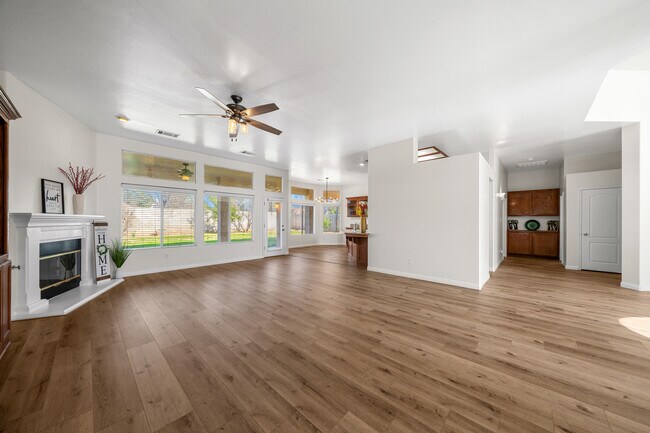 Building Photo - 8614 Exodus Ln