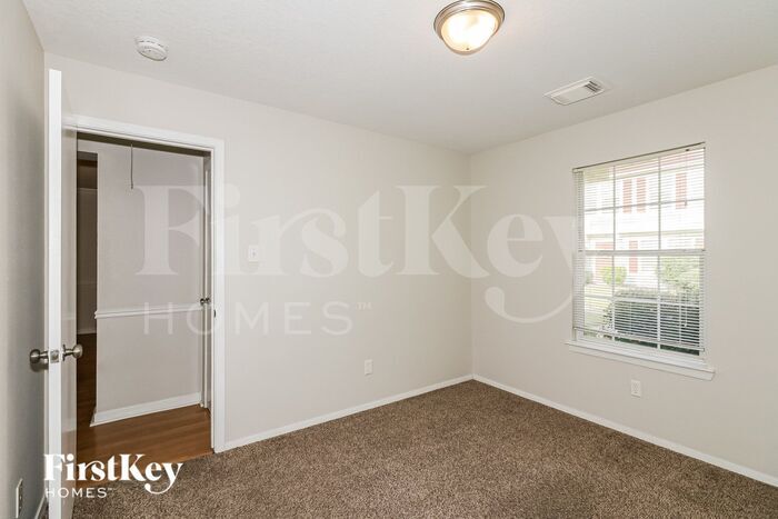 Building Photo - 20723 Patriot Park Ln