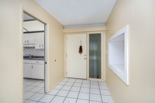 Front entry - 2908 Ivy St