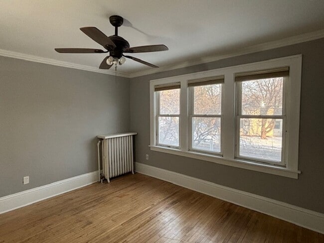 Building Photo - Super Cute 4BR/1 BA Single-Family Home in a Great St. Paul Neighborhood!