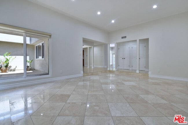 Building Photo - 23637 Park Belmonte