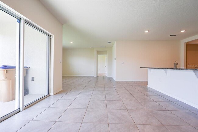 Building Photo - 521 Talisi Lp