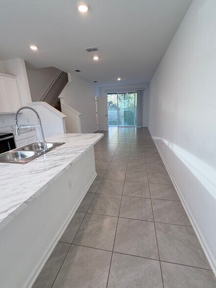 Building Photo - 4927 Nebula Ln