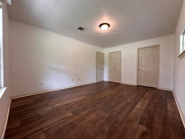 Building Photo - 6143 FM 3081