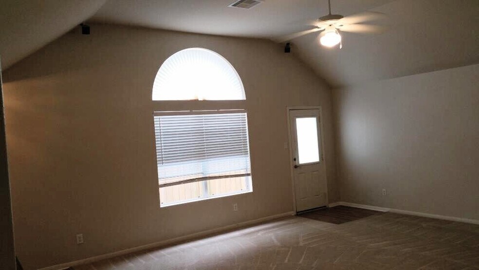 Building Photo - 2342 Urban Forest Ct