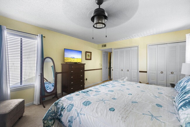 Building Photo - 5473 SE Miles Grant Rd