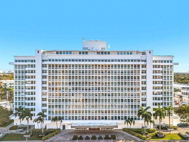 Building Photo - 700 Biltmore Way