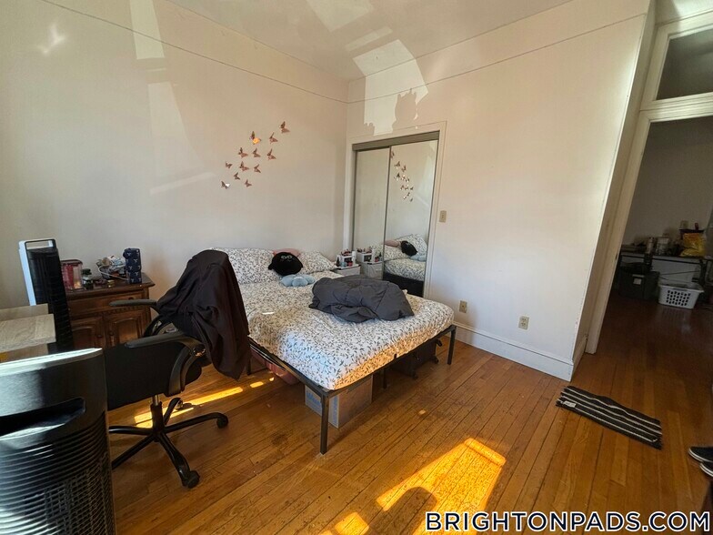 Building Photo - 17 Cummings Rd