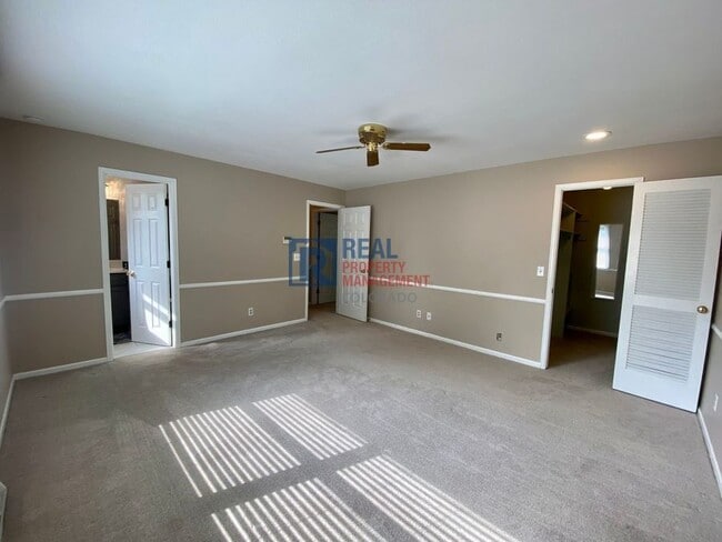 Building Photo - 5932 S Dayton Ct