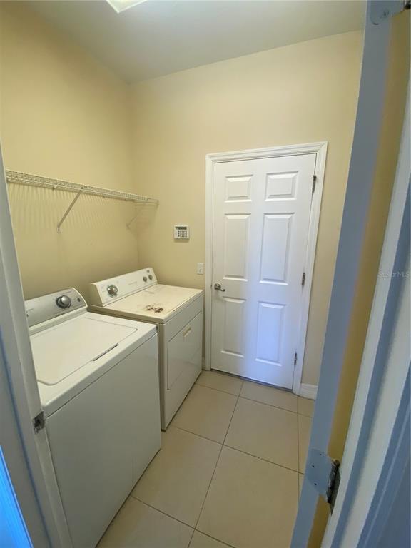 Building Photo - 611 1st Cape Coral Dr