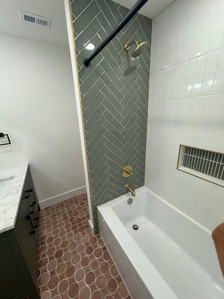 Building Photo - 4209 Everest Ln