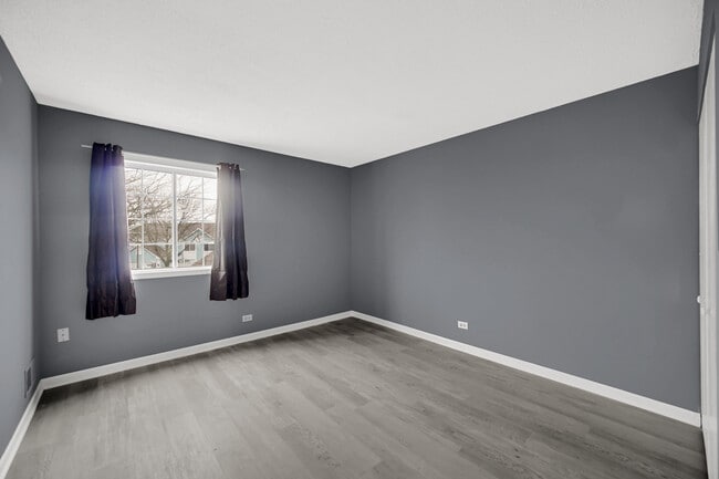 Building Photo - 439 Valley Forge Ct