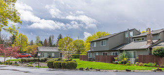 Building Photo - Menlo Parc Apartments