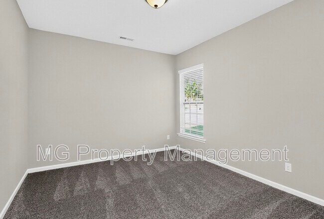 Building Photo - 15111 Brannock Hills Dr