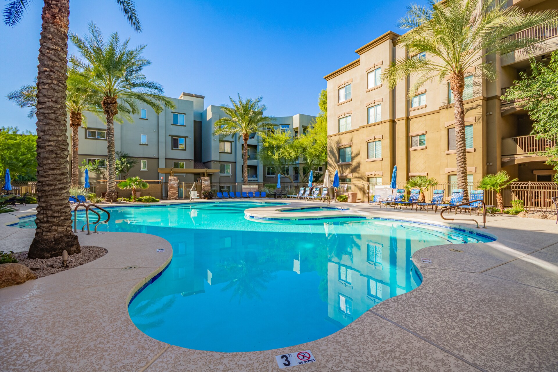 Building Photo - 5450 E Deer Valley Dr