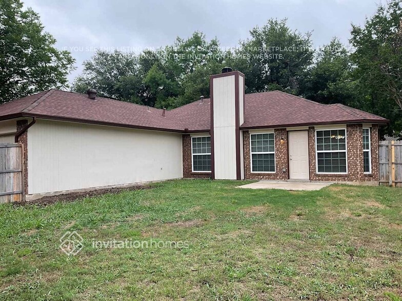 Building Photo - 611 Hanover Dr