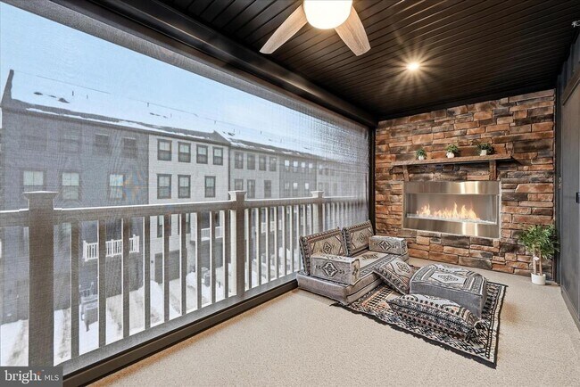 Building Photo - 14447 Albemarle Point Pl