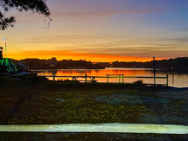 fishing spot nearby - 213 Georgia Ave