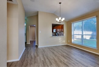 Building Photo - 8177 Shadywood Dr
