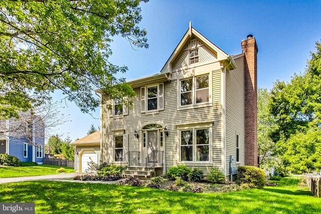 Building Photo - 6104 Cool Spring Terrace S